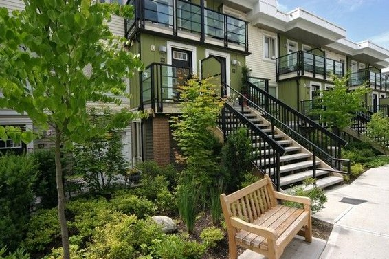 23-728 W 14th Street, North Vancouver