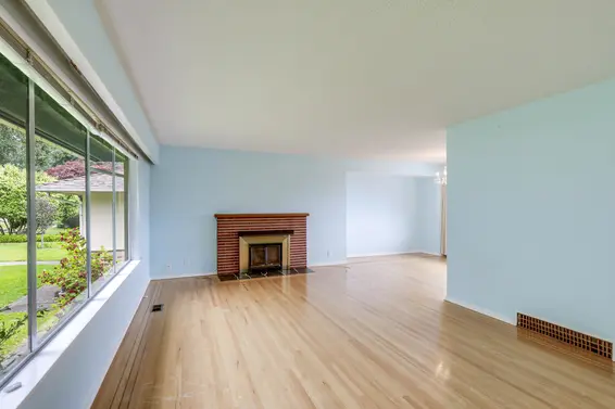1043 Whitchurch Street, North Vancouver For Sale - image 4