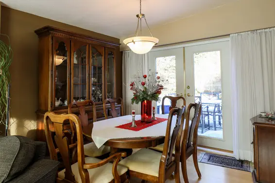 1042 Kennedy Avenue, North Vancouver For Sale - image 4