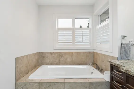 3476 Wellington Crescent, North Vancouver For Sale - image 31