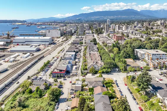 407 East 1st Street, North Vancouver For Sale - image 60