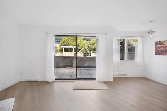 15 251 West 14th Street, North Vancouver For Sale - image 2