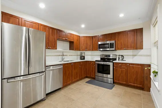 418 East 13th Street, North Vancouver For Sale - image 50