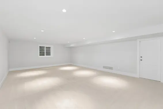 3476 Wellington Crescent, North Vancouver For Sale - image 48