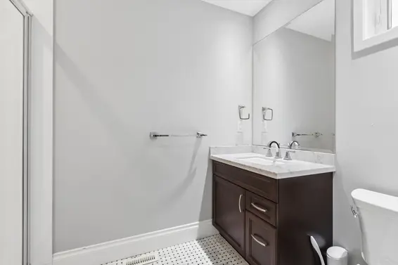 3476 Wellington Crescent, North Vancouver For Sale - image 35