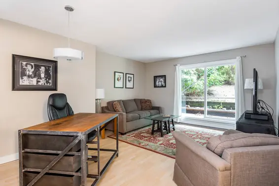 107-156 West 21st Street, North Vancouver  