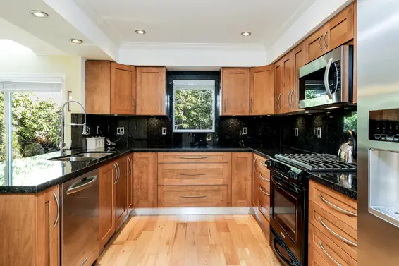 Kitchen- 5-1001 Northlands Drive  
