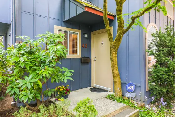 43-900 West 17th Street | Foxwood Hills  