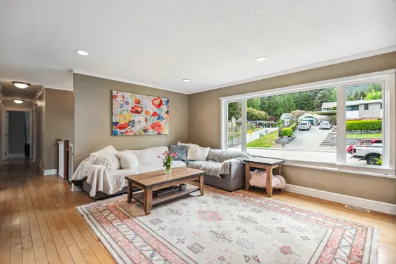 4632 Hoskins Road, North Vancouver For Sale - image 3