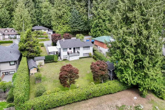 741 Wellington Drive, North Vancouver For Sale - image 8