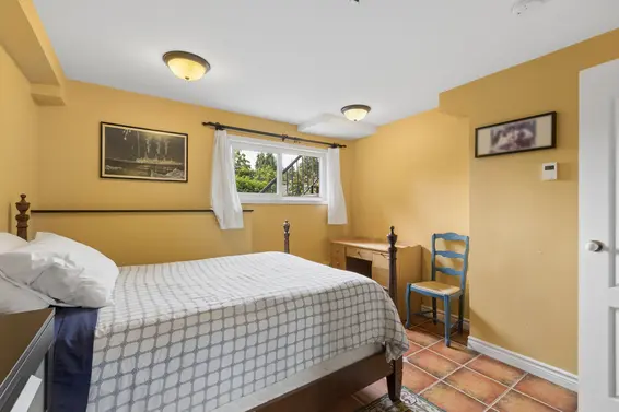 704 Maurelle Court, North Vancouver For Sale - image 36