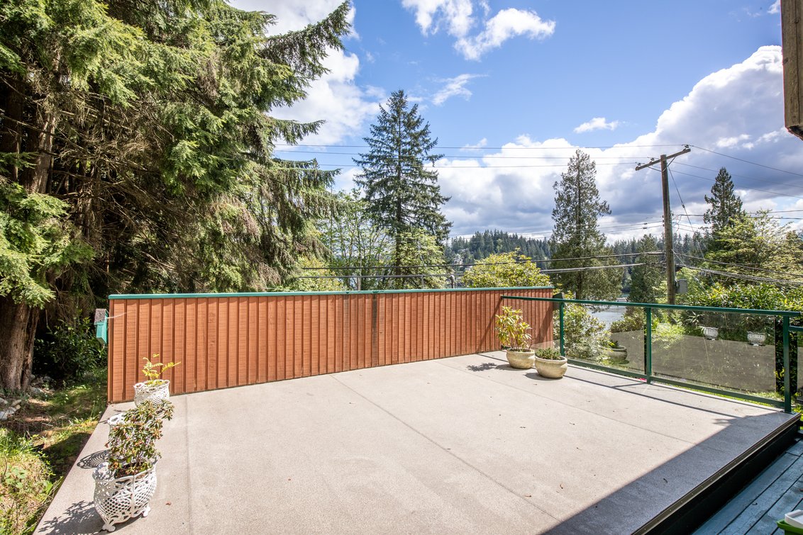 2497 Panorama Drive, North Vancouver SOLD Price? Log In.
