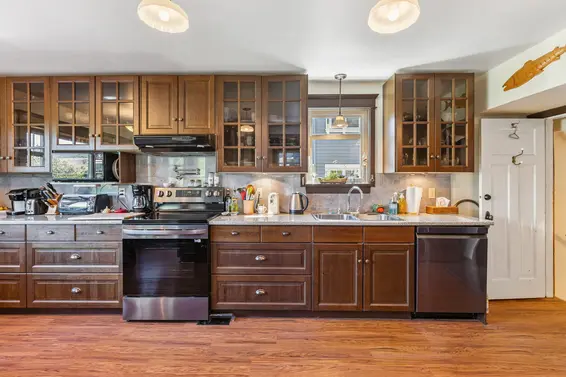 234 West Windsor Road, North Vancouver For Sale - image 13