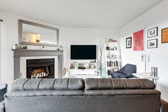 Living Room - 5-220 East 4th Street, North Vancouver  
