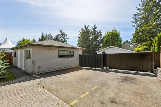 2553 Western Avenue, North Vancouver For Sale - image 52