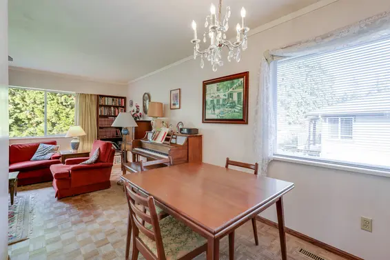 Dining Room - 640 East Osborne Road, North Vancouver  