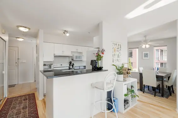 301 120 East 2nd Street, North Vancouver For Sale - image 8