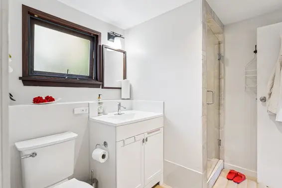 430 West Kings Road, North Vancouver For Sale - image 22