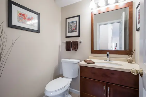 4 232 East 6th Street, North Vancouver For Sale - image 18