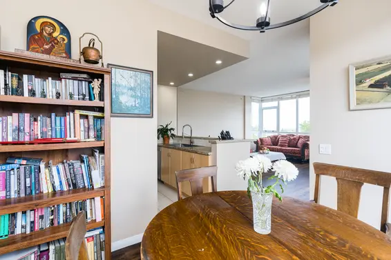 302 120 West 16th Street, North Vancouver For Sale - image 10