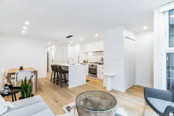 Living Room - 107 649 East 3rd Street  