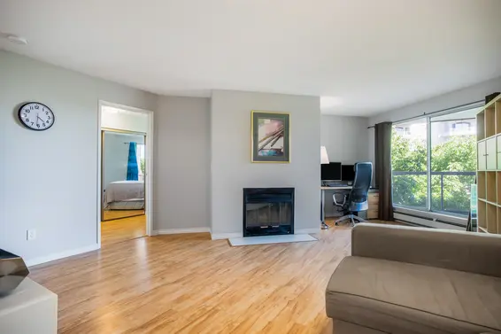 3209 33 Chesterfield Place, North Vancouver For Sale - image 2