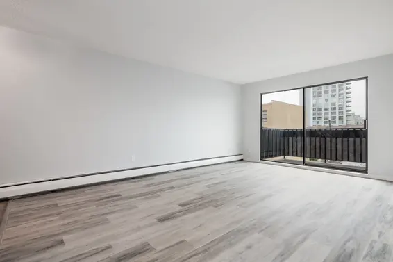 206 131 West 4th Street, North Vancouver For Sale - image 2