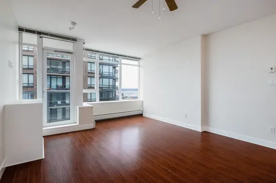 705 175 West 2nd Street, North Vancouver For Sale - image 5