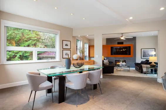 Eating Area - 998 Dempsey Road, North Vancouver  