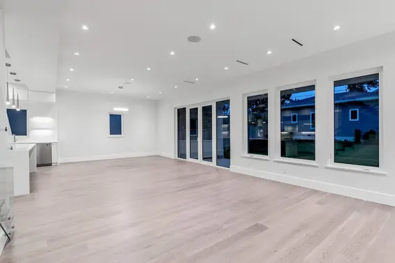 Great Room - 528 East 11th Street, North Vancouver  