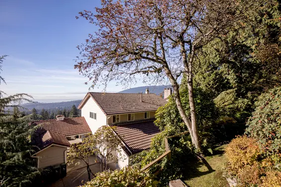 368 Newdale Court, North Vancouver