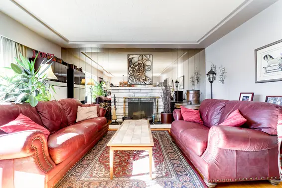 Living Room - 926 East 29th Street, North Vancouver  