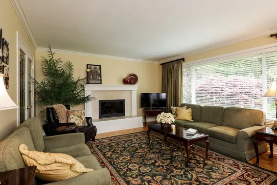 Living Room - 2203 Hyannis Drive  