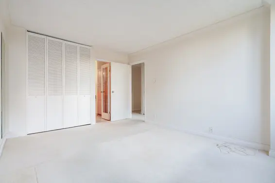202 1341 Clyde Avenue, North Vancouver For Sale - image 18