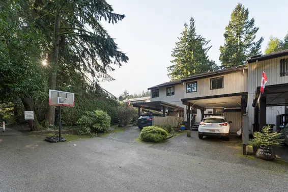 2060 Deep Cove Crescent, North Vancouver For Sale - image 31