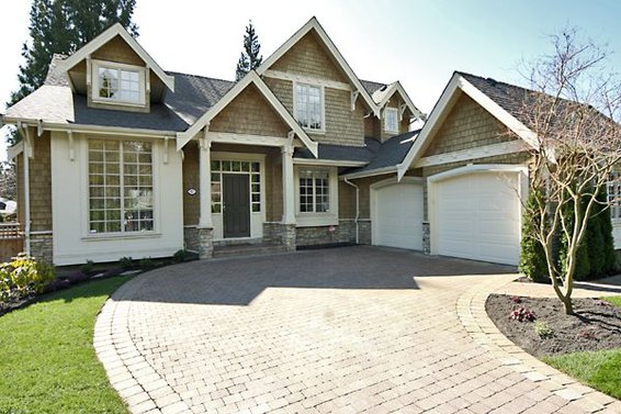 987 Glenora Avenue, North Vancouver