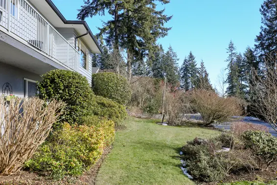 Front yard - 1984 Hyannis Drive, North Vancouver  