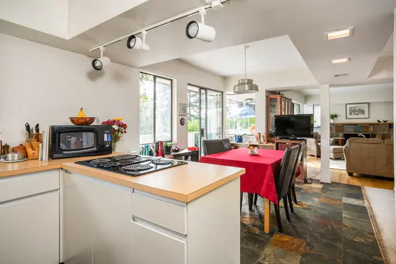 1174 Shavington Street, North Vancouver For Sale - image 10