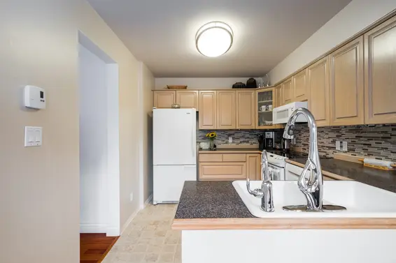 4 232 East 6th Street, North Vancouver For Sale - image 16
