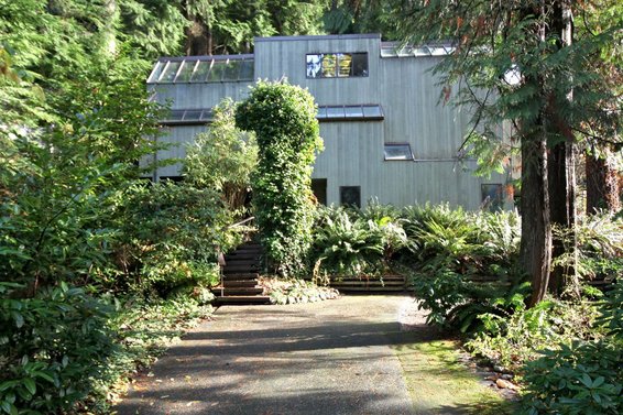 1810 Riverside Drive, North Vancouver