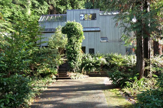 1810 Riverside Drive, North Vancouver