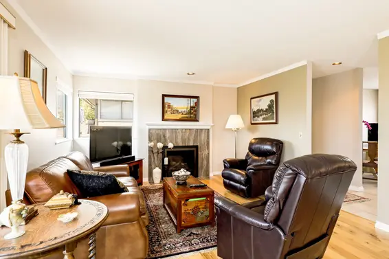 Living Room - 20-2133 St Georges Avenue, North Vancouver  