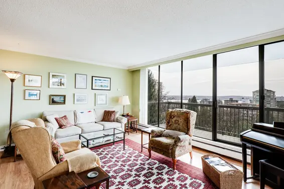Living Room - 703-114 W Keith Road, North Vancouver  