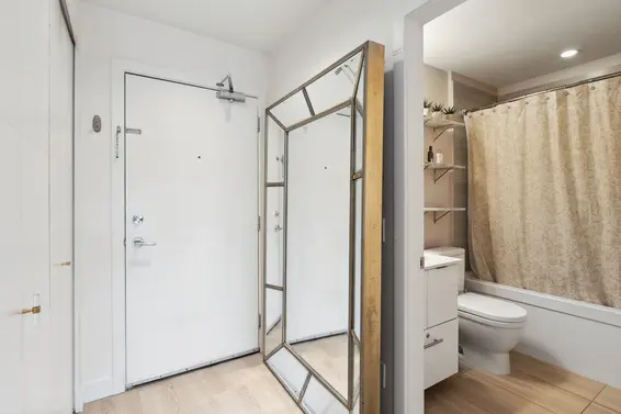 513 733 West 3rd Street, North Vancouver For Sale - image 16