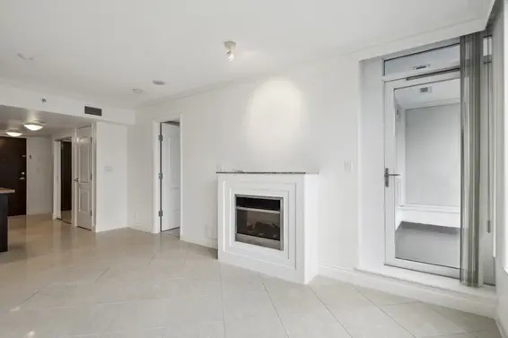 403 133 East Esplanade, North Vancouver For Sale - image 17