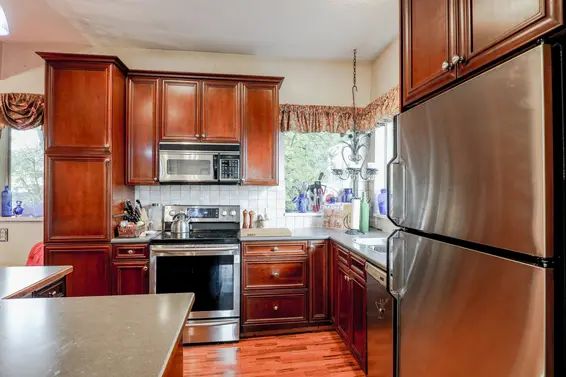 Kitchen - 868 Drayton Street, North Vancouver  
