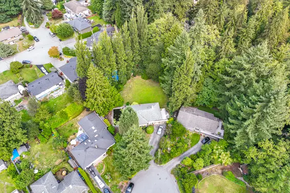 2830 Crestlynn Place, North Vancouver For Sale - image 29