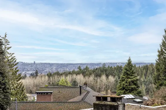 693 East Kings Road, North Vancouver For Sale - image 47