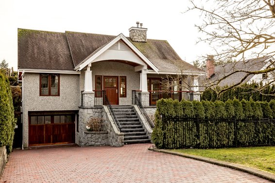 141 East Windsor Road, North Vancouver