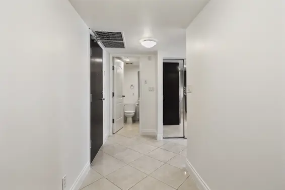 403 133 East Esplanade, North Vancouver For Sale - image 28